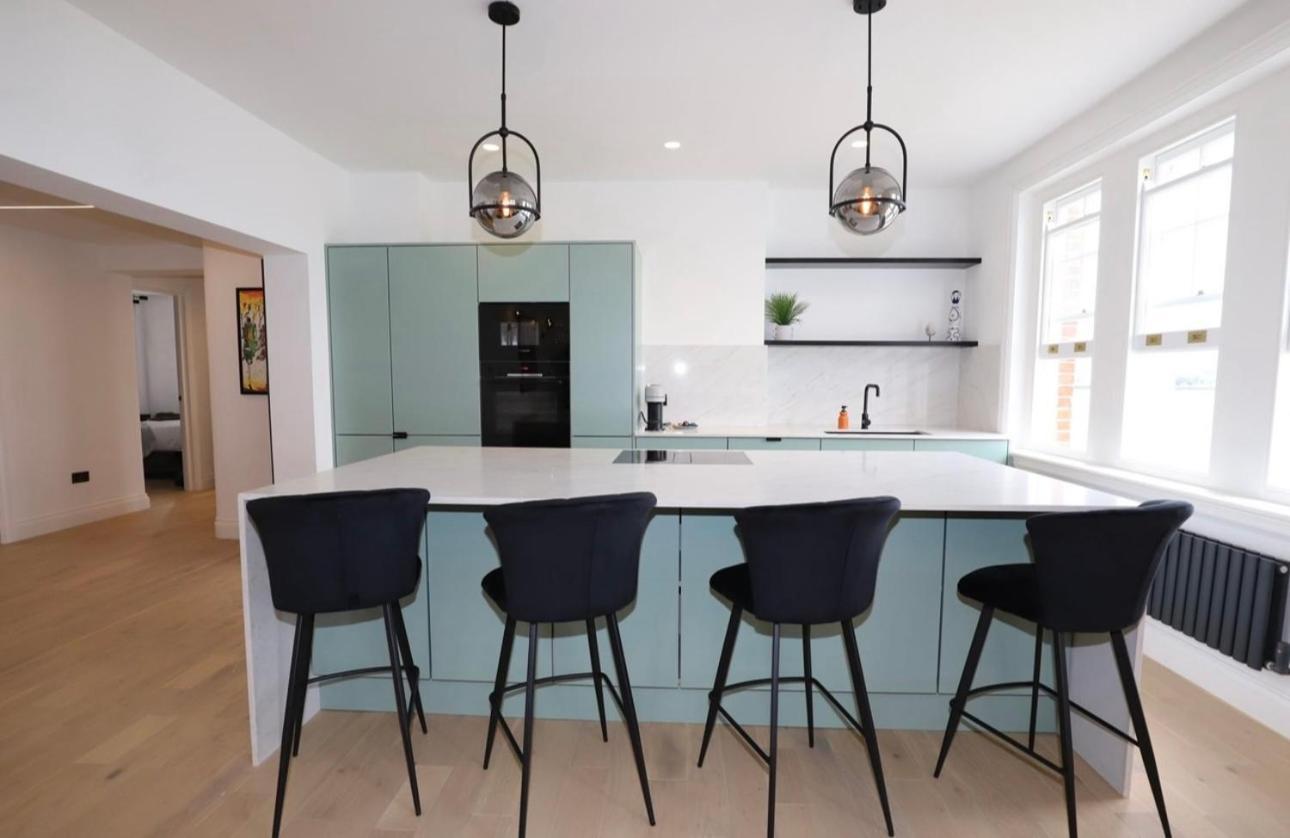Newly Refurbished W/ River Views Londres Extérieur photo
